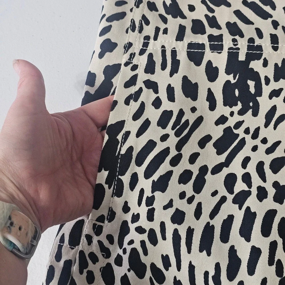 Lafayette 148 Blazer XS Cream Black Animal Print Safari Chic Contemporary Office